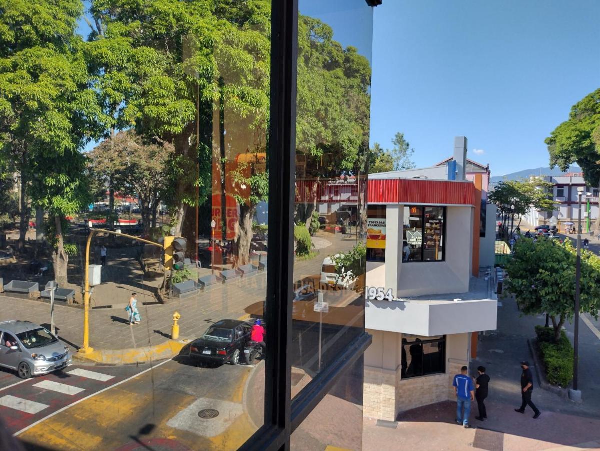 Hotel Alajuela Costa Rica Airport エクステリア 写真