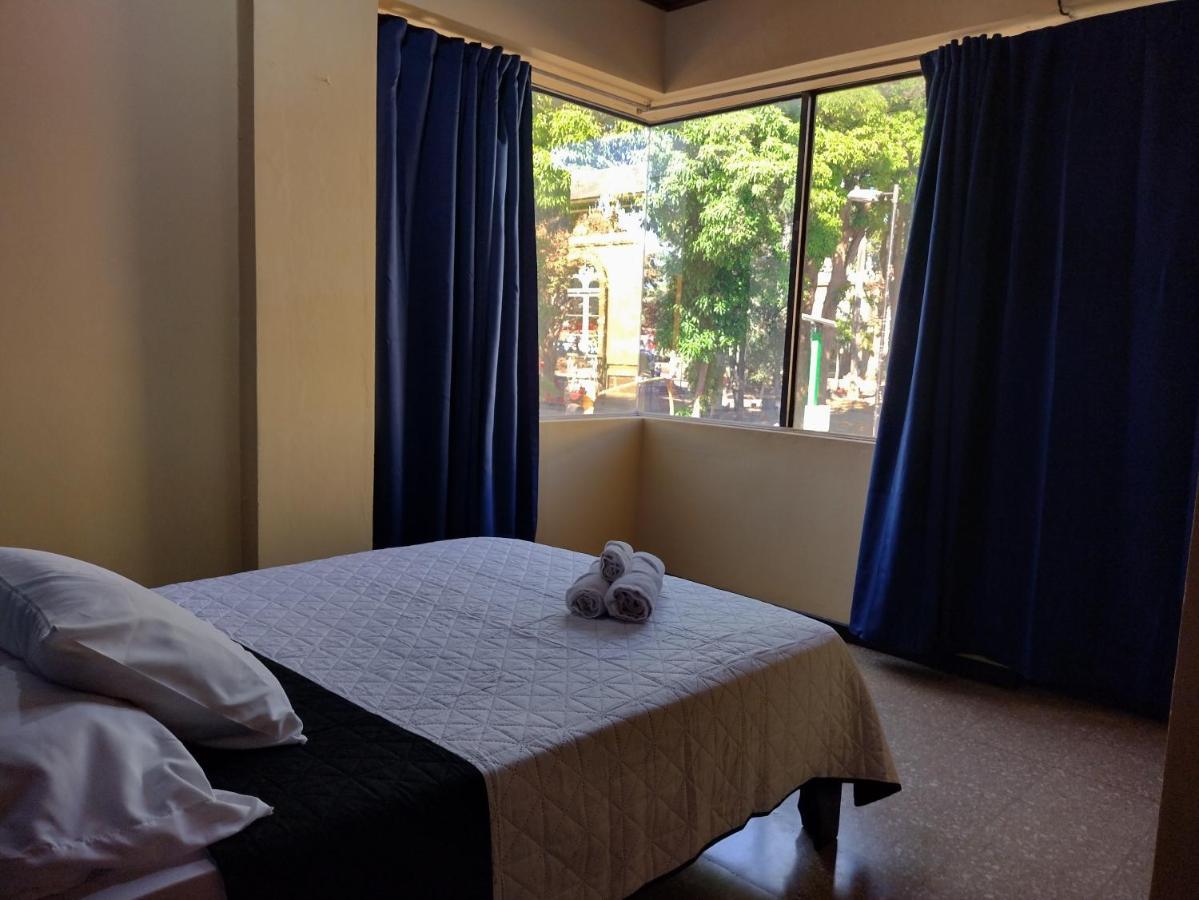 Hotel Alajuela Costa Rica Airport エクステリア 写真