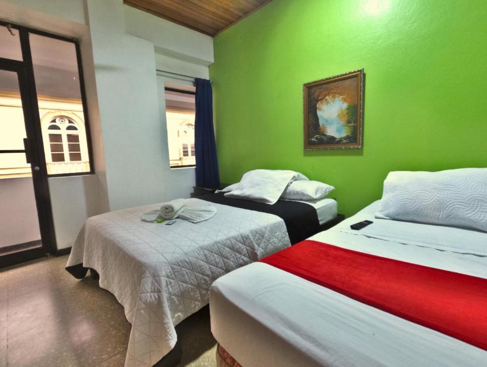 Hotel Alajuela Costa Rica Airport エクステリア 写真